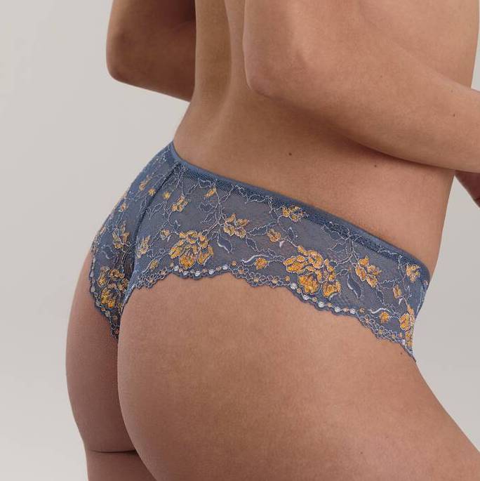 Elegant Colette Shorty by Rosa Faia featuring tricolour lace and a seamless design, pairs beautifully with the matching bra for a complete set.