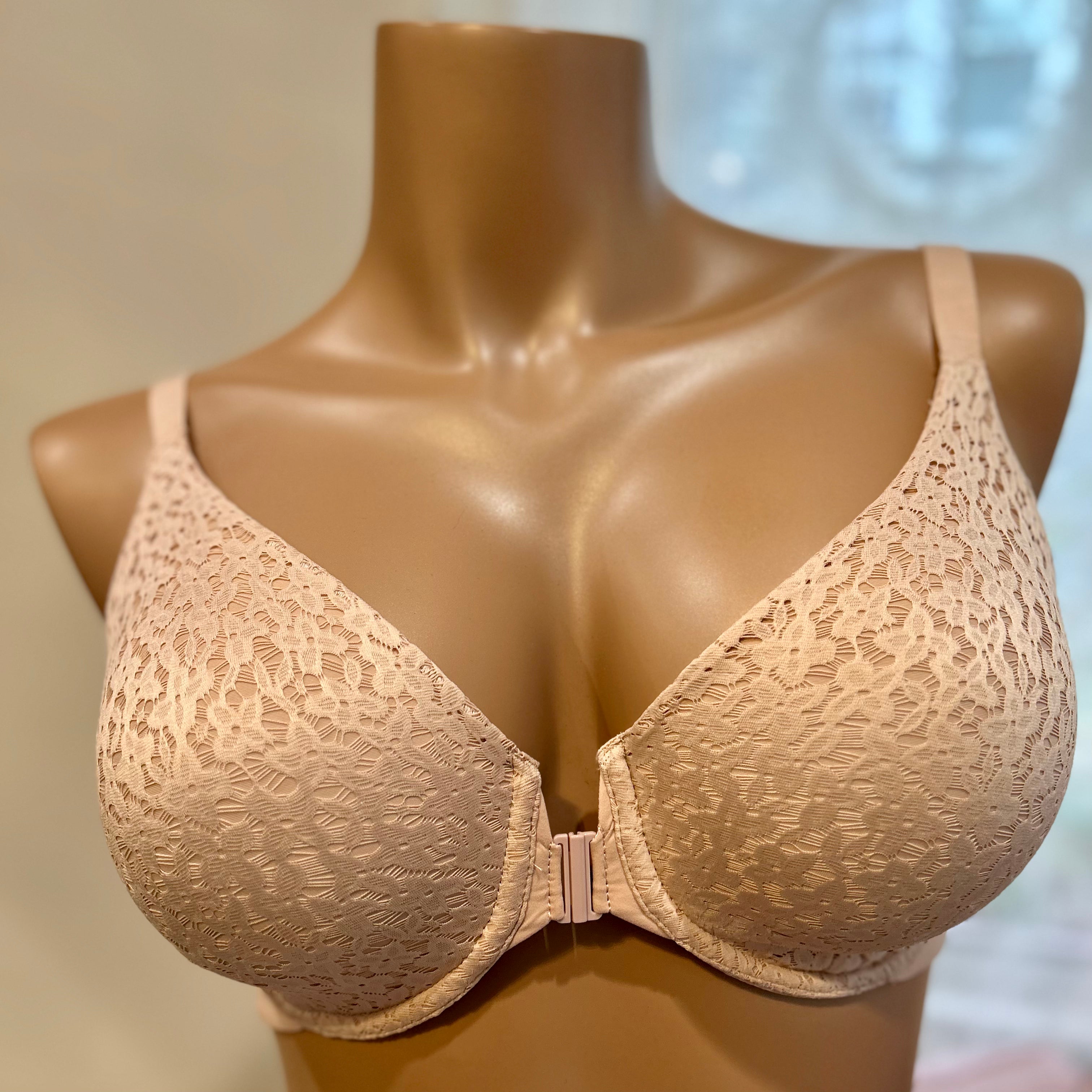 Chantelle Norah Front Closure Bra with floral details, seamless construction, and adjustable straps. Available at The O Shop in Central Massachusetts.