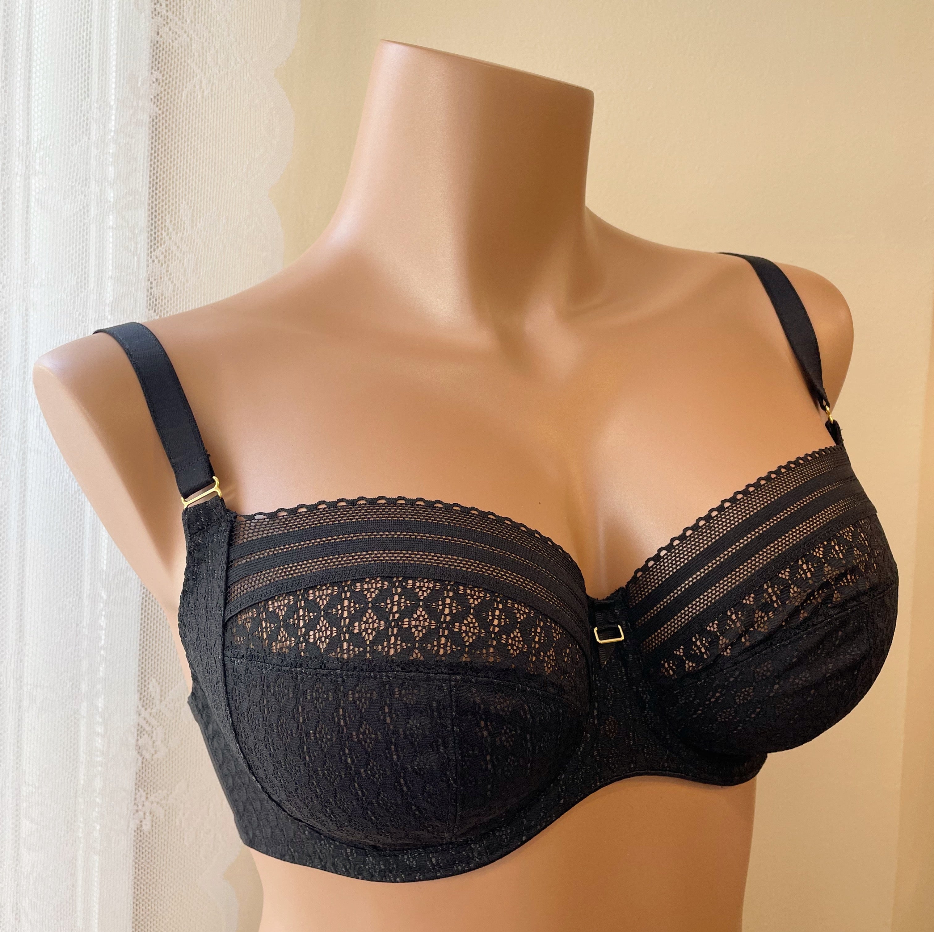 Freya Viva Lace Side Support - Noir (Final Sale)