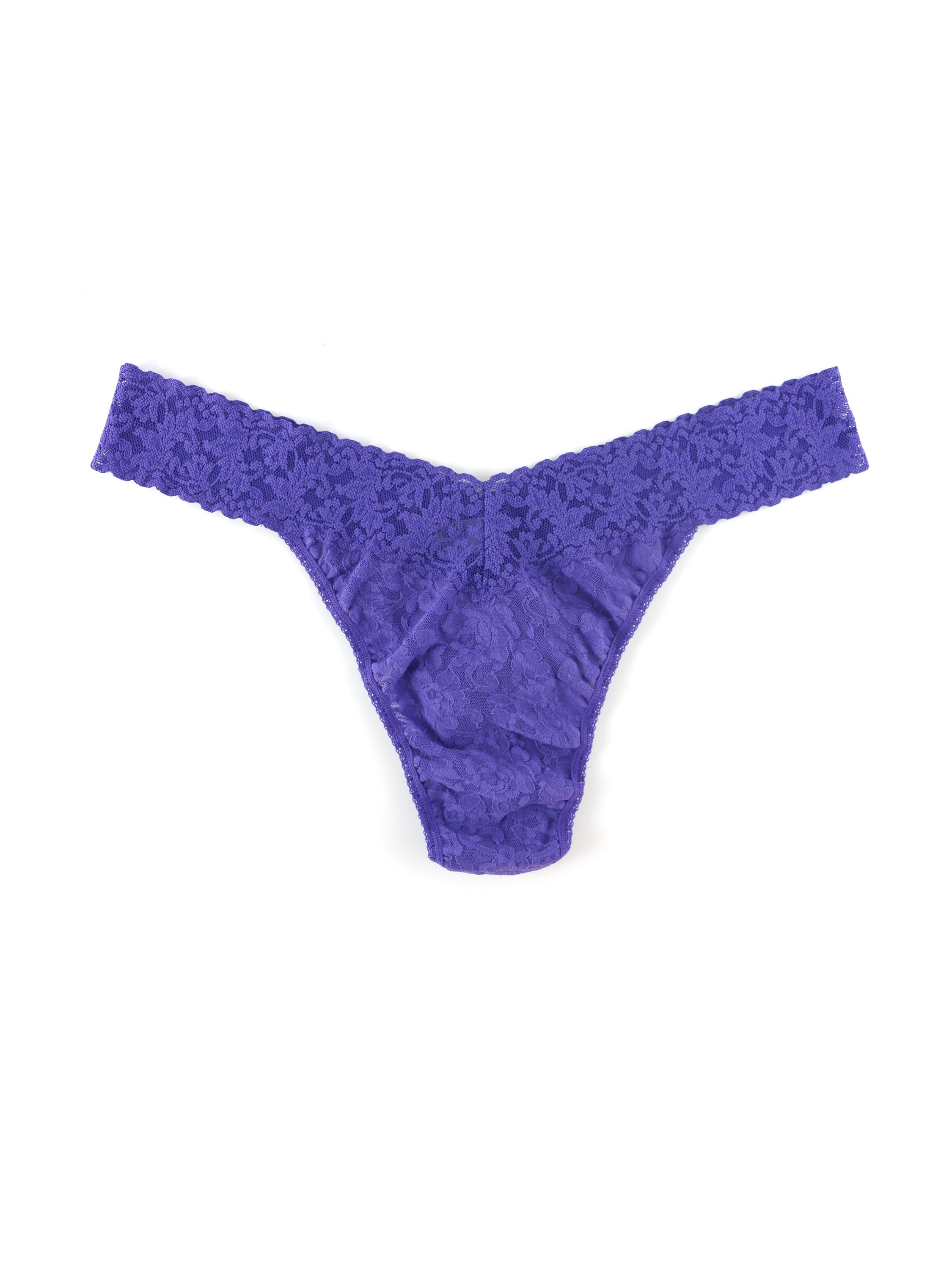 Hanky Panky Signature Lace Low Rise Thong – Bras, Lingerie, Panties, Thongs,  Active & Sleepwear